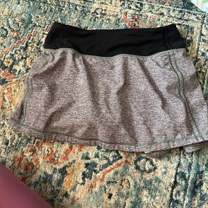 Lululemon pace rival midrise tennis skirt size 0 in heather grey!